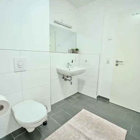 דירה Modern With View Of Countryside