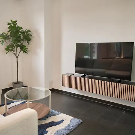 דירה Modern With View Of Countryside *